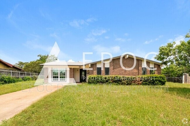 Building Photo - 1101 Swope Dr Rental