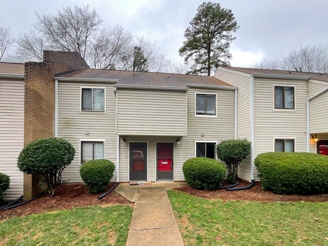 Building Photo - COMING SOON! Charming 2-Bed, 1.5-Bath Retr... Unit H Rental