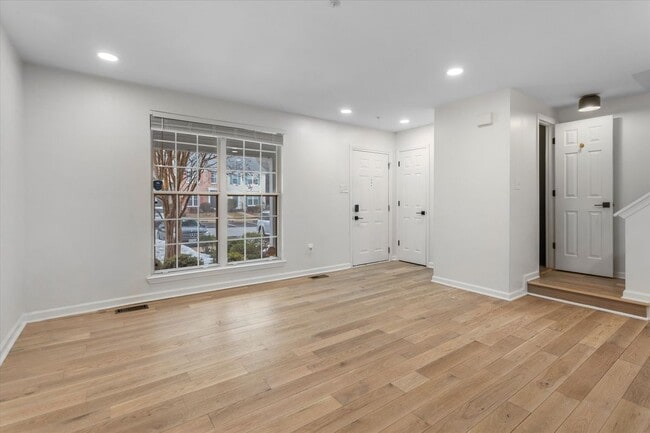 Photo - 6105 Starburn Path