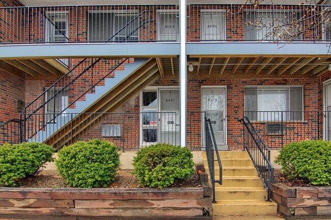 4419A Donovan Ave.