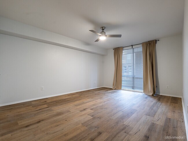 Photo - 4643 Wild Indigo St Unit 393