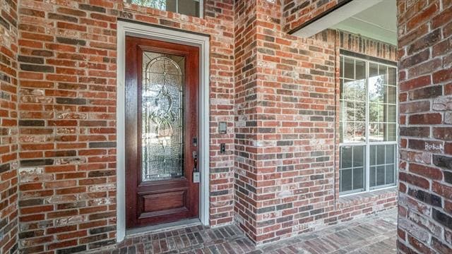 Photo - 8394 Fullerton St