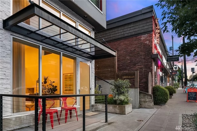 Photo - Stunning 2 Bed 3 Bath Home in Queen Anne