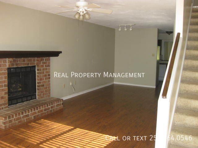 Photo - 959 Dickenson Ave