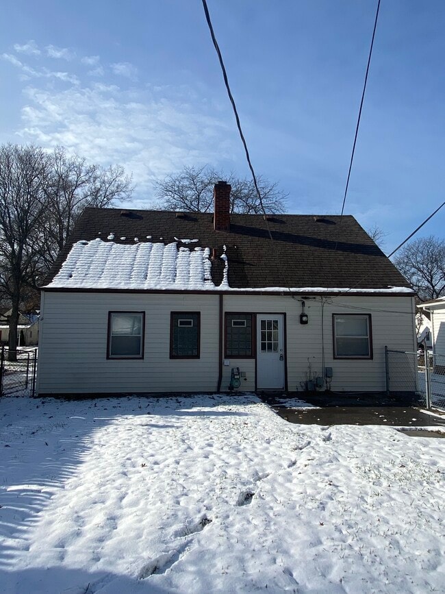 Photo - 6825 Beresford Ave