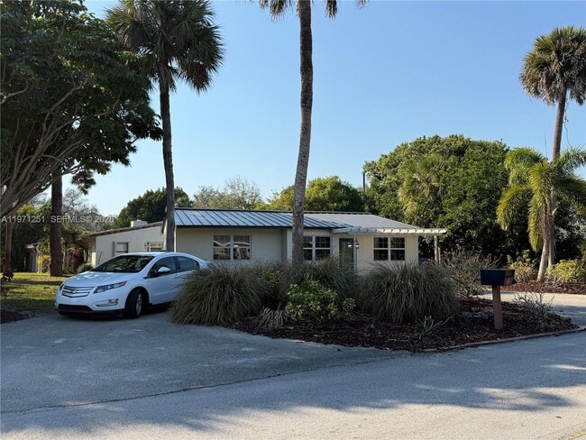 Photo - 1701 SW 13th Ct