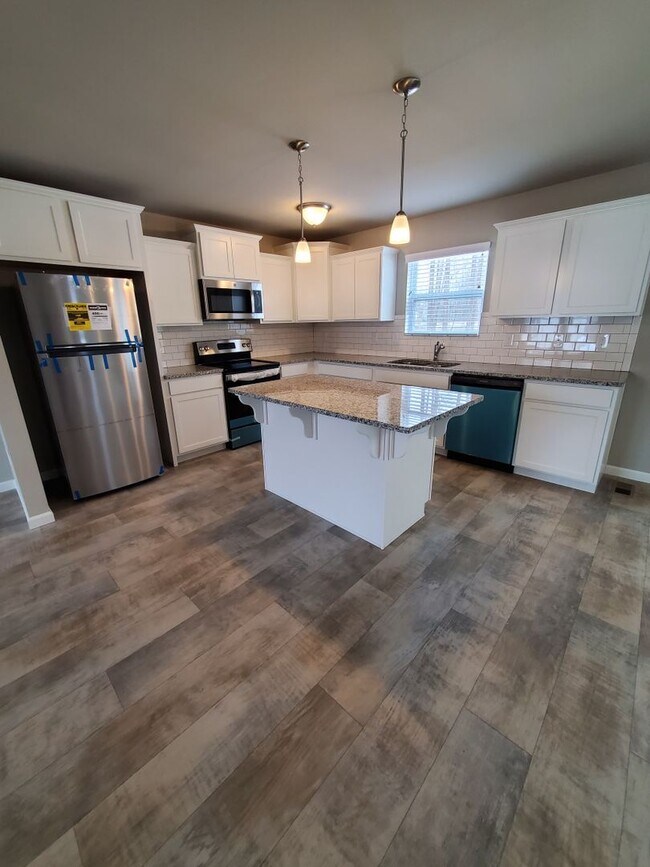 1453 Weatherstone Ln