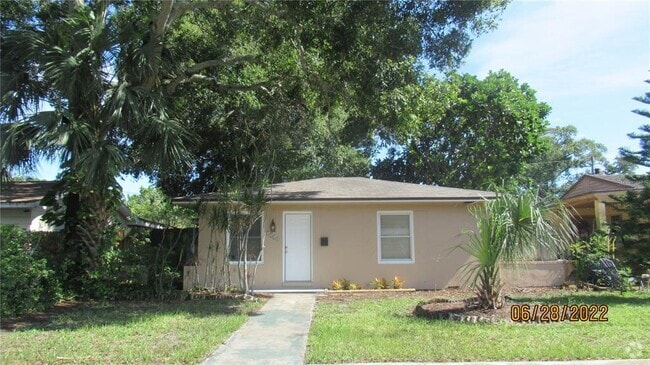 Building Photo - 2568 39th Ave N Rental