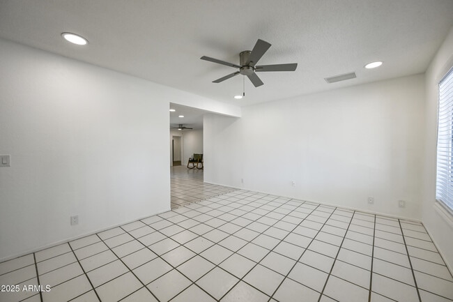 Photo - 5833 W John Cabot Rd