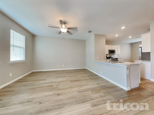Photo - 2106 Silver Charm Ln