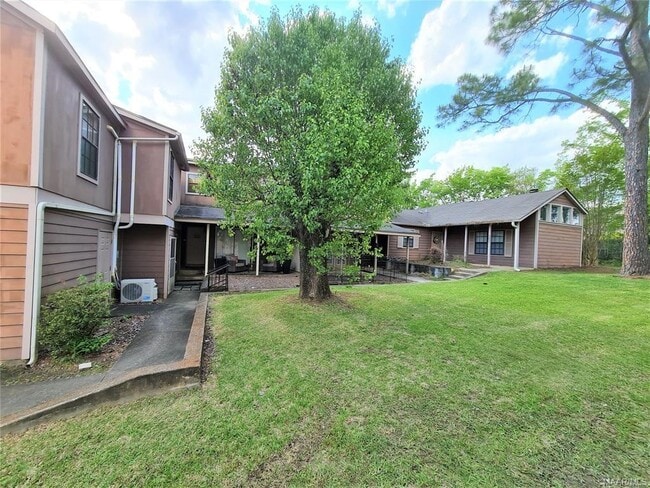 Photo - 1625 E Trinity Blvd