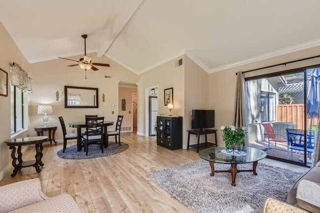 Photo - 2 Bedroom 1 Bath - Single Level Townhome Available mid June