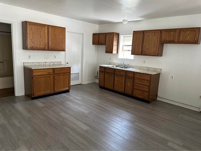 7755 Shorecliff Rd Unit 1