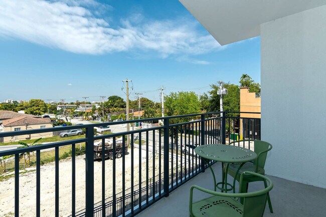 Photo - 1710 SW 27th Ave Unidad ID1272088P