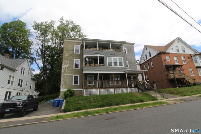 Photo - 92 Stewart St