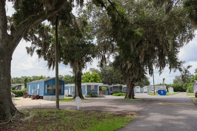 Photo - 5900 New Tampa Hwy