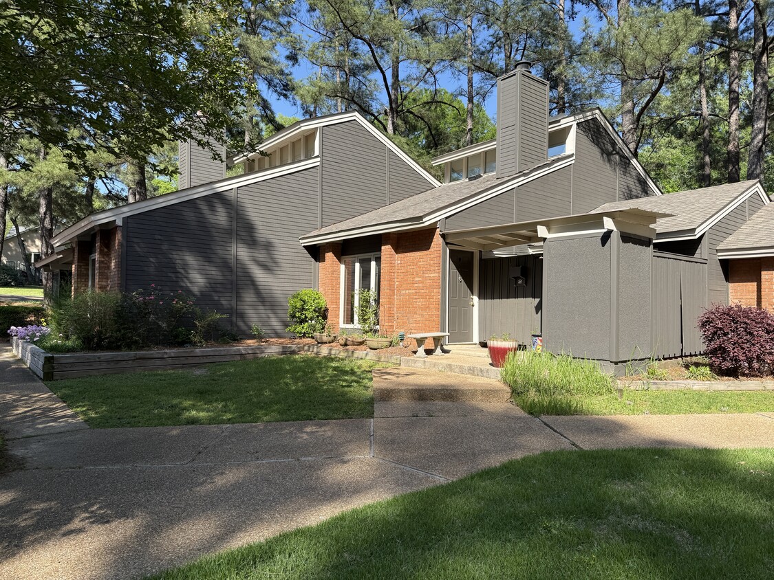 Photo - 200 Woodgreen Dr (Madison, MS)