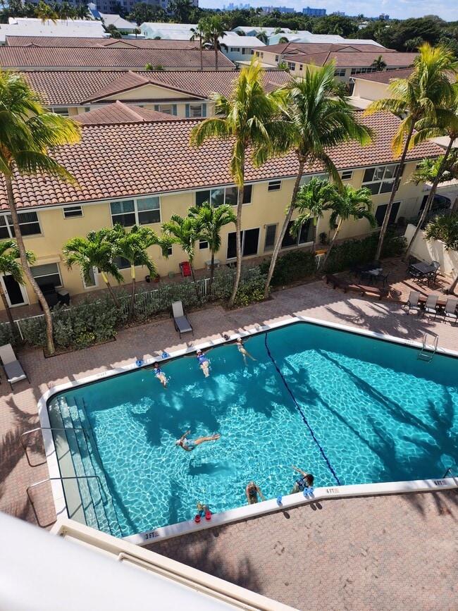 Pool - 6000 N Ocean Blvd Unit 5E