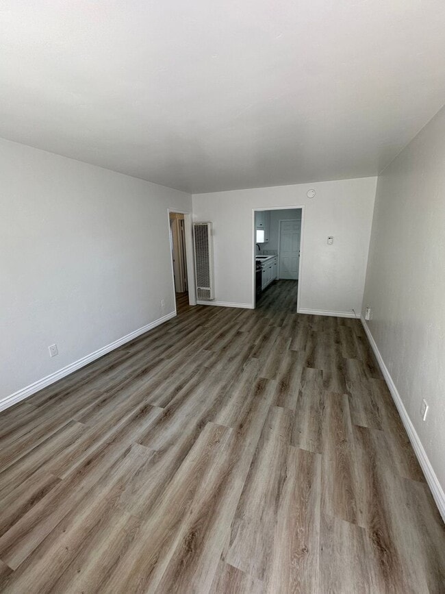 Photo - 4061 Ohio St