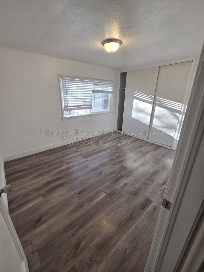 Photo - 759 E Scott Ave