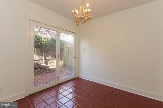 Photo - 1019 N Monroe St