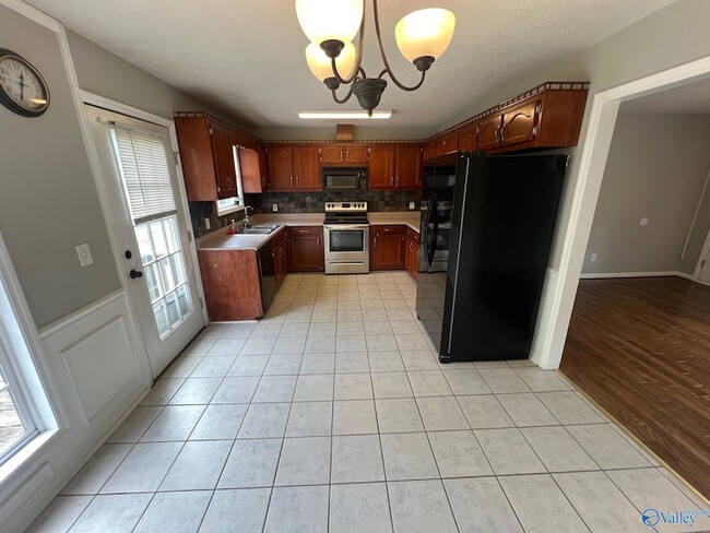 Photo - 113 Quiet Ln