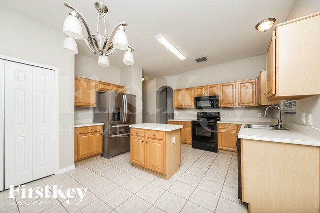 Photo - 1506 Nestlewood Trail