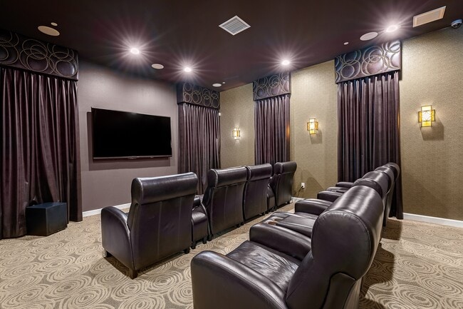 La Verne Village Luxury Apartment Homes
