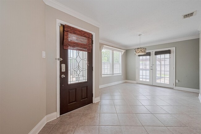 Photo - 16006 Glen Mar Dr