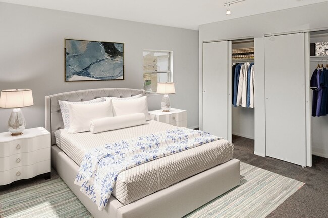 Photo - 3 Bed / 1 Bath - Split Level House with Re...