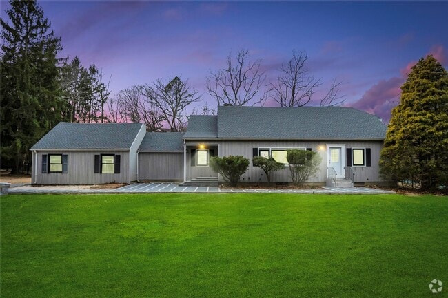 Building Photo - 503 Bayville Rd Rental