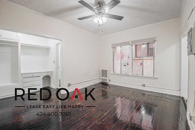 425–427 S. Grand View St-7310