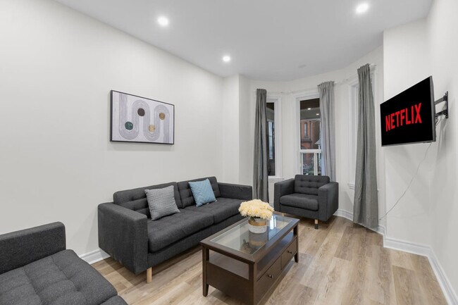 Photo - 77 Montrose Ave Unité SI ID1403774P