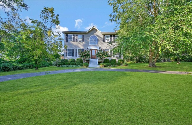Building Photo - 215 Kouros Rd Rental