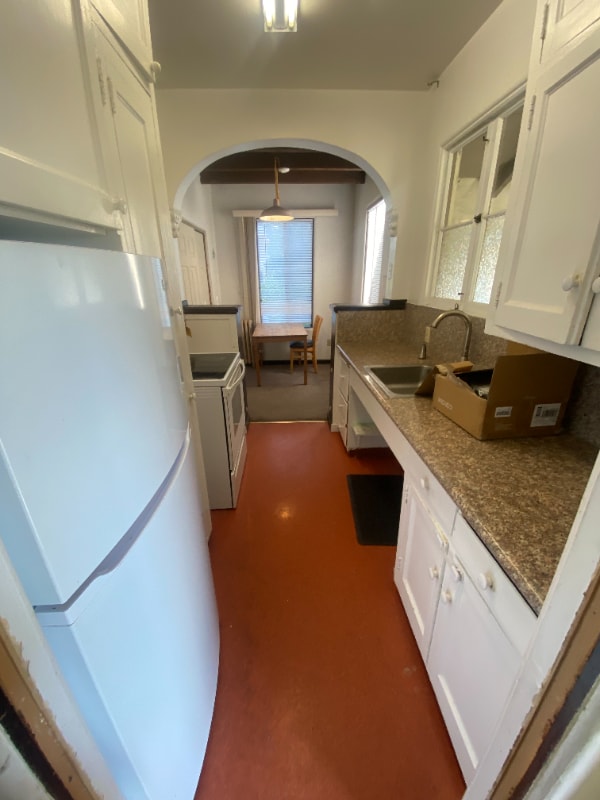 Photo - 1700 Le Roy Ave Unidad 4