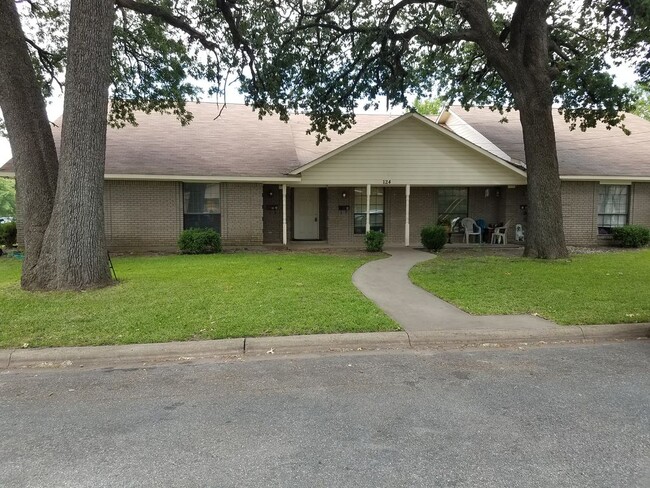 Photo - 124 S McKown Avenue