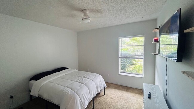 Photo - 6903 El Centro Ct Unit Bedroom 2