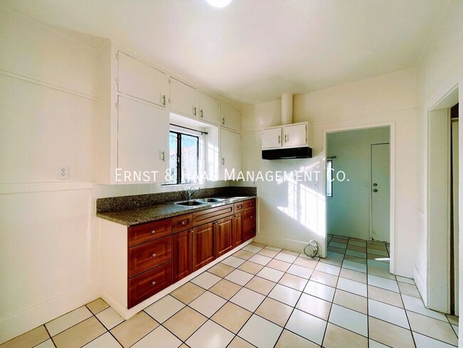 Photo - 1343 Walnut Ave