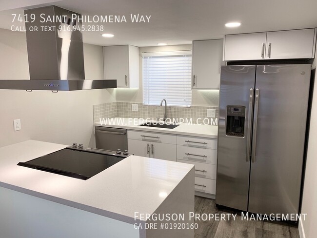 Completely Remodeled Duplex with Modern Up... - Completely Remodeled Duplex with Modern Up... Casa