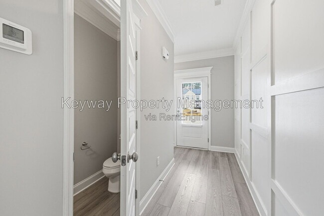 Photo - 228 Linsmore Ave