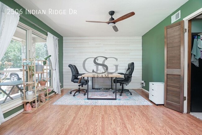Photo - 2506 Indian Ridge Dr