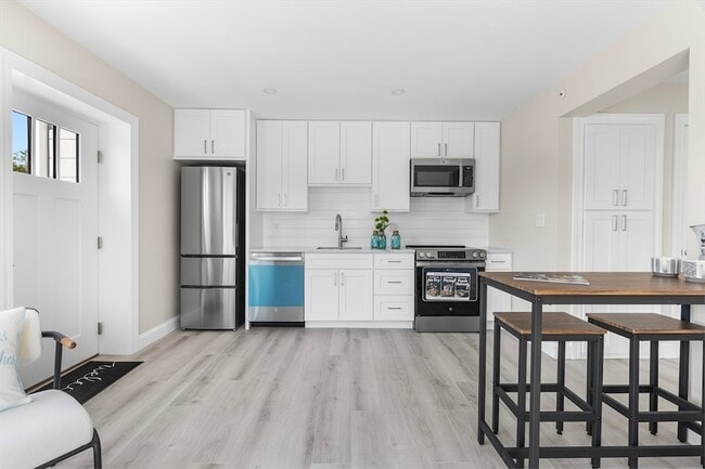 Photo - 112 W Main St Unit 2