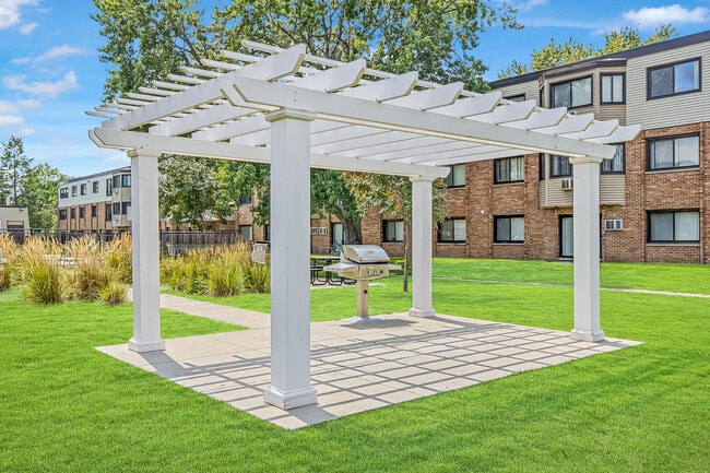 Photo - Ridgebrook Apartments