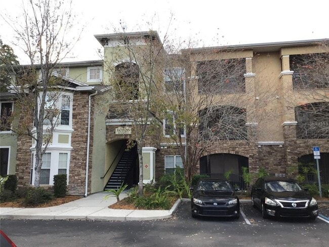 Building Photo - 10106 Courtney Oaks Cir Unit 301