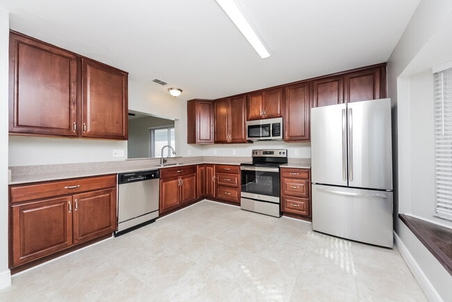 Photo - 9522 Chandon Dr