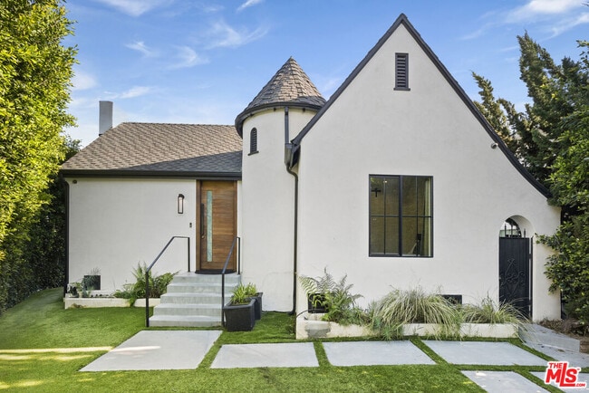Photo - 8700 Dorrington Ave