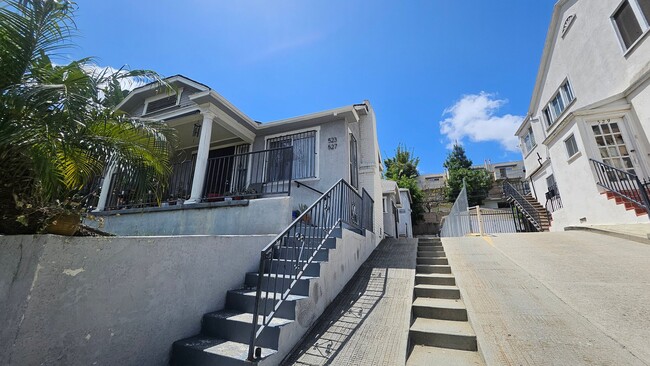 Photo - 527 Alexandria Ave Unidad 2