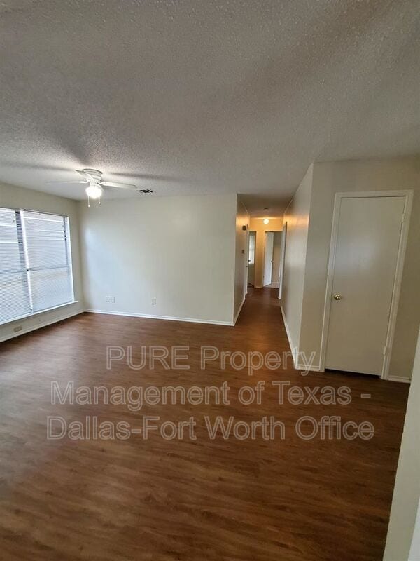 Photo - 8005 Meadowlark Ln