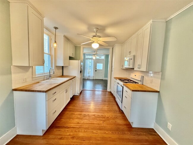 Photo - 2119 Avenue O 1/2