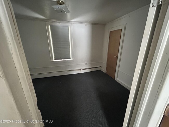 Photo - 1849 Clearview St